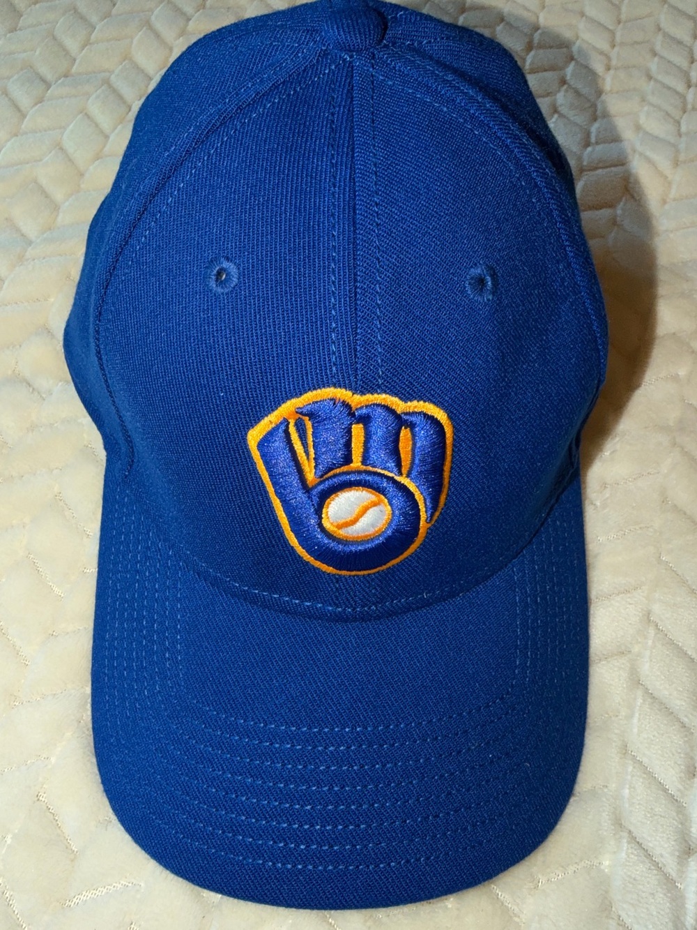 Milwaukee Brewers Vintage Style Logo New Era 39fifty Size Small/Medium Fitted